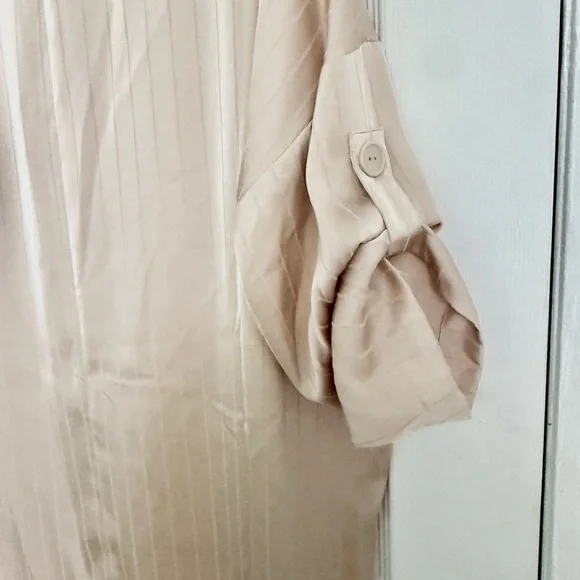 Zara Oversized Beige Button Down Shirt size M Relaxed Fit Minimalist Capsule - Picture 7 of 12